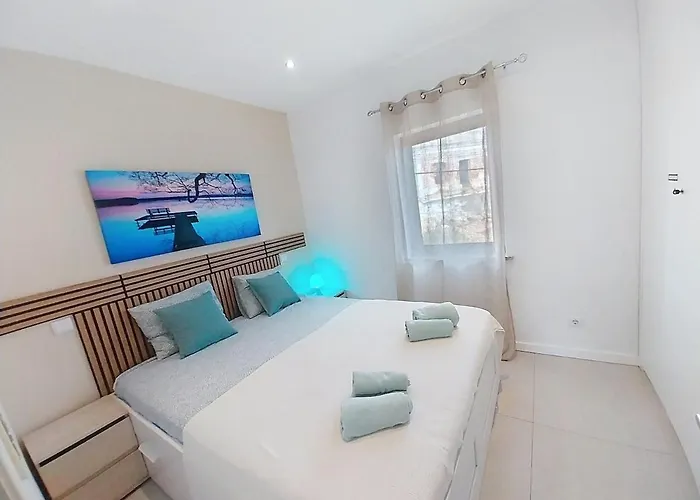 Panorama Old Town Sea View البوفيرا