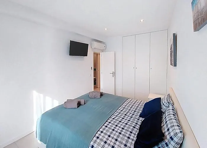 Panorama Old Town Sea View אלבופיירה